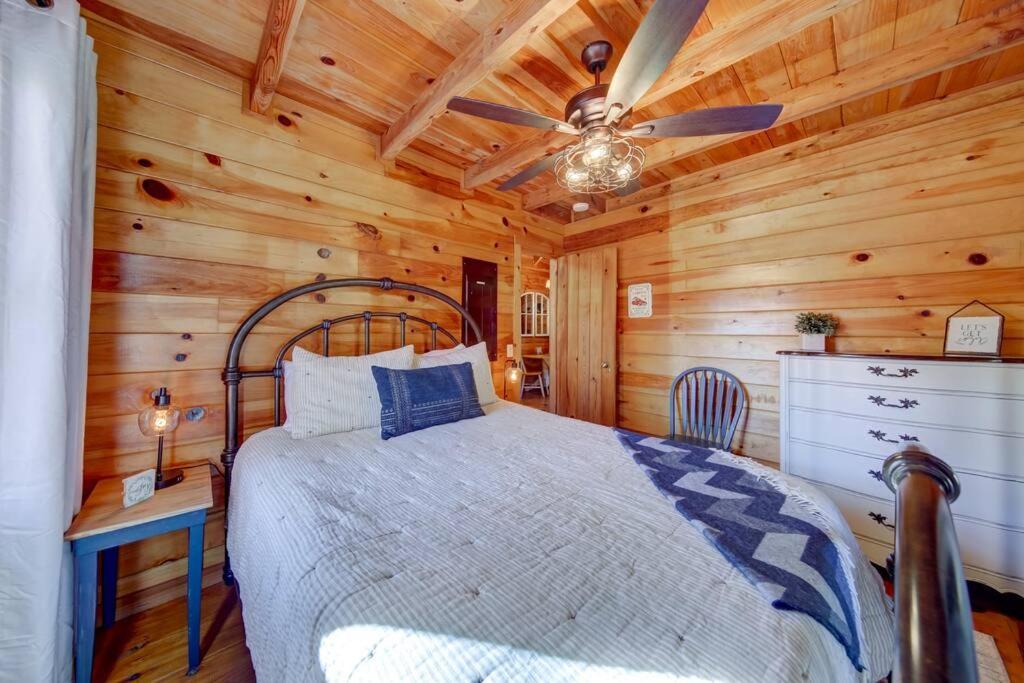 Log Cabin With Mountain View And Privacy Blue Ridge Kültér fotó